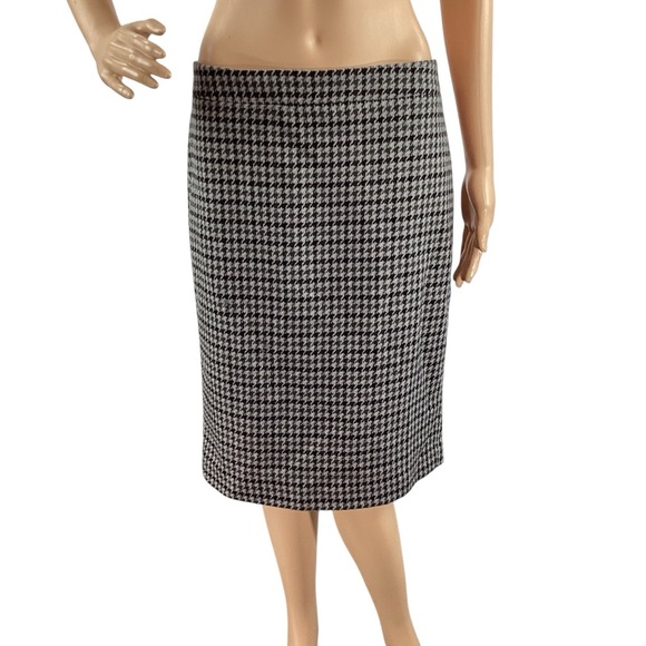 J. Crew Factory Dresses & Skirts - J.Crew Factory Houndstooth Wool Blend Pencil Skirt Gray Black Size 6